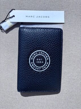 RARE/Discontinued Marc Jacobs Billfold Wallet UNISEX